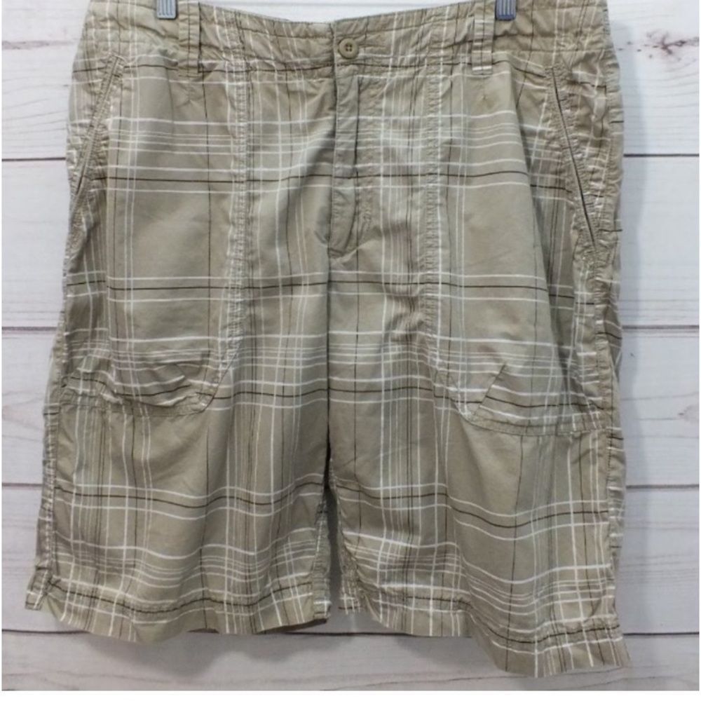 Nike Plaid Cargo Shorts